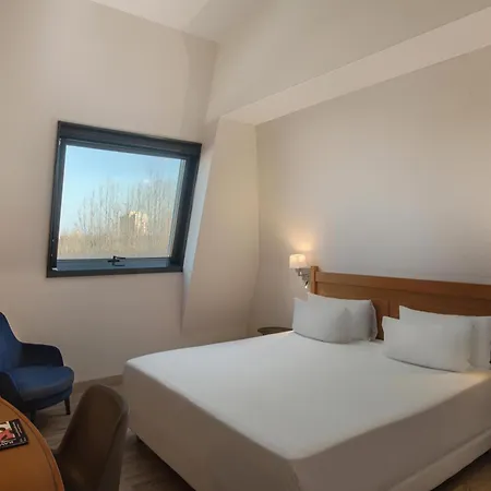 Nh Hotel 4*