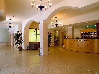 Nh拉文纳酒店 酒店 拉文纳