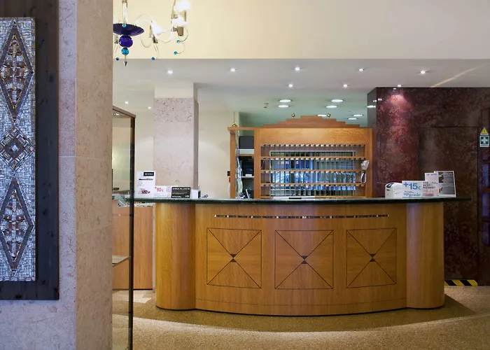 Nh拉文纳酒店 4* 拉文纳