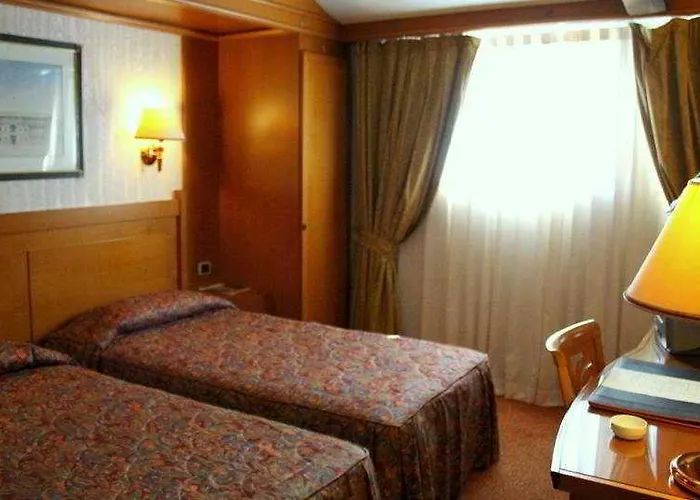 Nh Hotel 4*