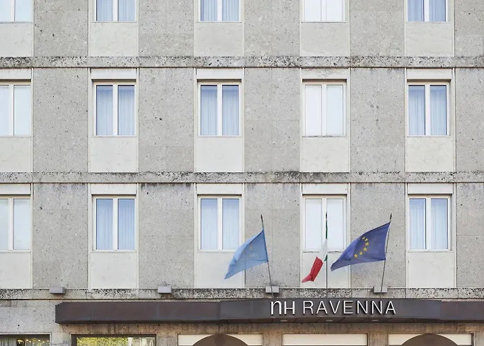 Nh拉文纳酒店 酒店