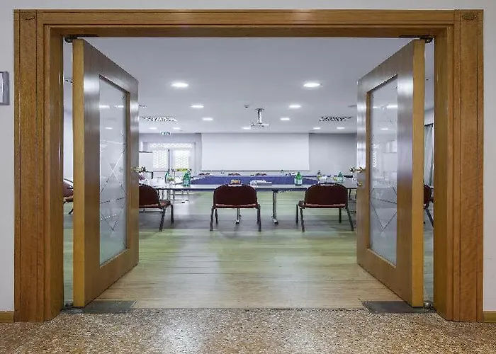Nh Hotel 4*